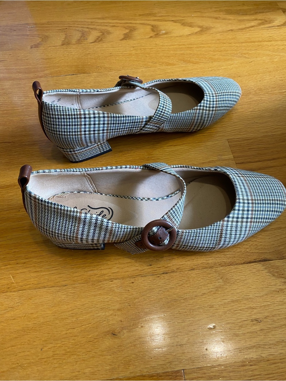 Plaid Mary Jane Block Heel Flats in Brown and Cream Life Stride 8.5